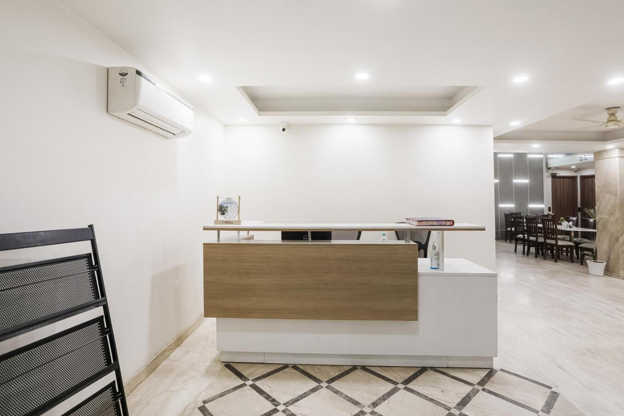 Townhouse The Amv Hotel Gurgaon Exterior photo