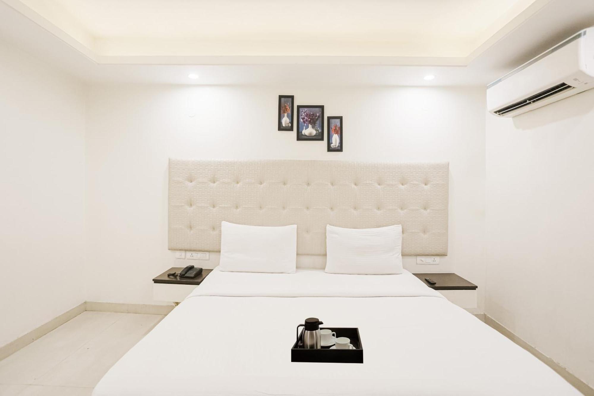 Townhouse The Amv Hotel Gurgaon Exterior photo